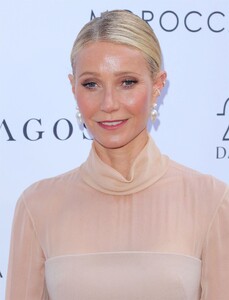 gwyneth-paltrow-at-daily-front-row-s-7th-annual-fashion-los-angeles-awards-in-beverly-hills-04-23-2023-0.jpg