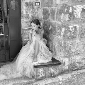 hilashalom_bridal_292450680_5149804881740067_6752948707830213172_n.jpg