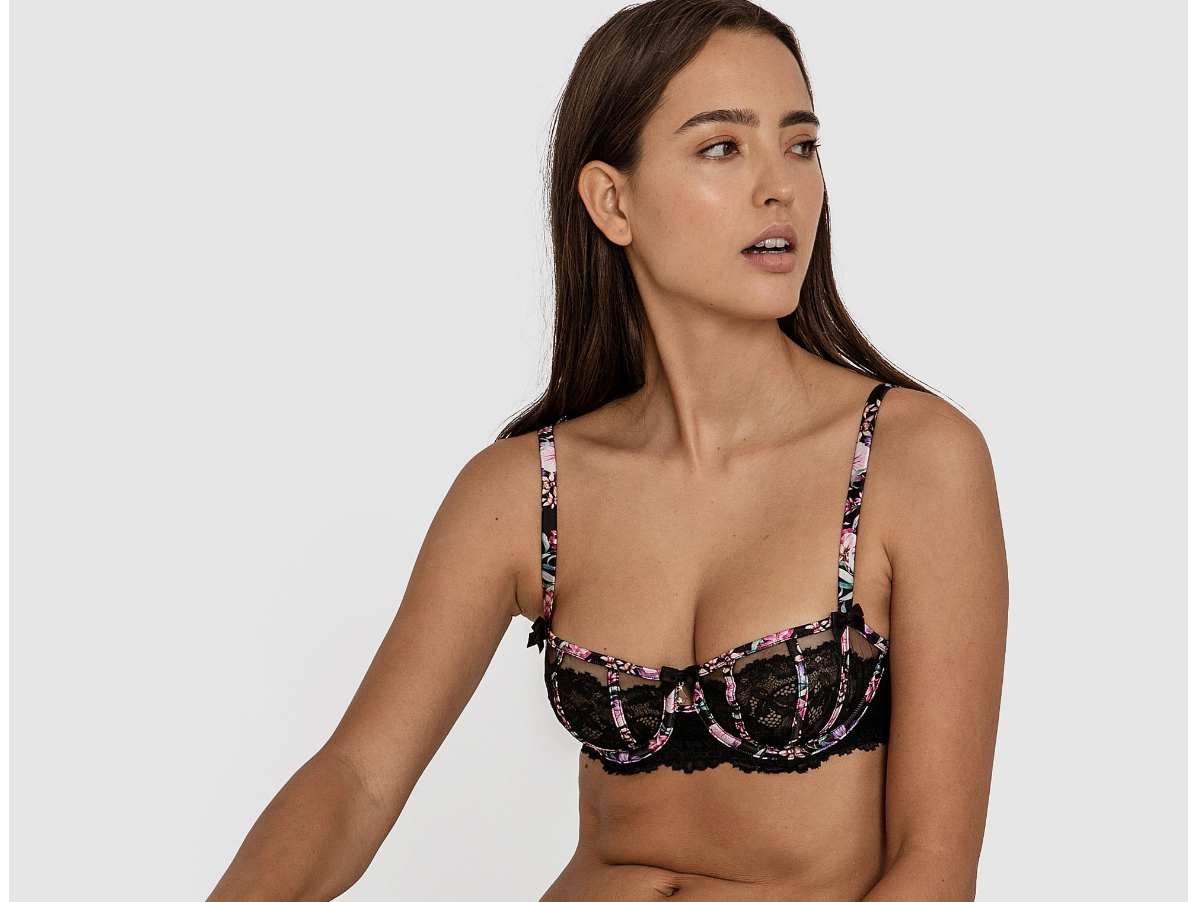 Bras N Things Model ID - MODEL ID [help] - Bellazon