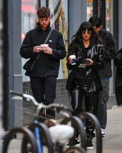 jameela-jamil-and-james-blake-out-in-new-york-03-27-2023-6.jpg
