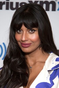 jameela-jamil-at-siriusxm-studios-in-new-york-09-13-2022-2.jpg