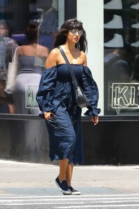 jameela-jamil-out-and-about-in-new-york-06-24-2022-4.jpg