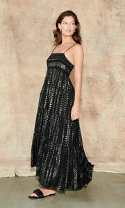 joanie_side_web.webp