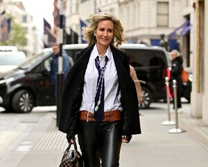 lady-victoria-hervey-out-for-lunch-at-wolseley-and-shopping-in-mayfair-in-london-04-13-2023-1.jpg