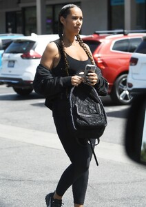 leona-lewis-out-and-about-in-los-angeles-05-10-2022-2.jpg
