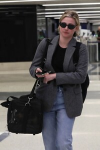 lili-reinhart-and-new-boyfriend-jack-martin-at-lax-airport-in-los-angeles-04-10-2023-1.jpg