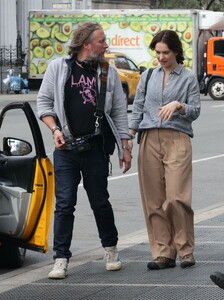 lily-james-on-the-set-of-relay-in-new-york-04-11-2023-0.jpg