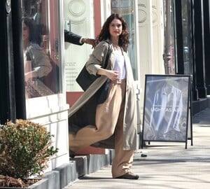 lily-james-on-the-set-of-relay-in-new-york-04-13-2023-4.jpg