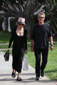 lisa-rinna-and-harry-hamlin-leaves-beverly-hills-hotel-04-08-2023-6.jpg