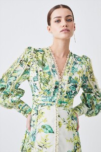 petite-trailing-floral-woven-plunge-maxi-dress-2.jpeg