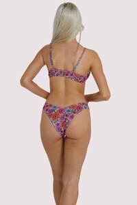 playful-promises-wws622-wolf-whistle-floral-70s-underwire-bikini-top-16321375535152_2000x.jpg