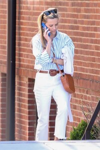 reese-witherspoo-first-public-sighting-since-news-that-she-is-getting-divorced-04-01-2023-4.jpg
