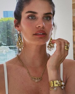 sarasampaio_343669419_1293918378197596_3981038433210563516_n.jpg