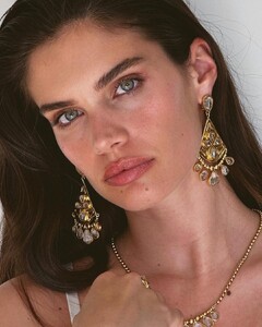 sarasampaio_343829207_187068090889011_1403886799563505507_n.jpg