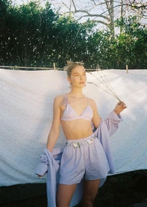 super_bloom_lookbook_26_990x.thumb.webp.6f1d20953ee1e89ed95237468b96ff32.webp