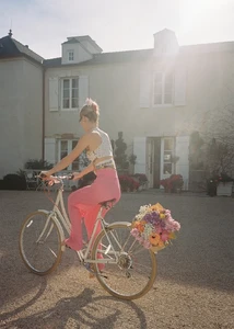 super_bloom_lookbook_38_990x.thumb.webp.c732b2e31e340341fcc8bb19850a9b23.webp