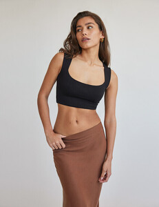 top-fardies-tirantes-2713688-560x726.jpg
