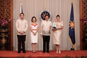 vanessa-hudgens-global-tourism-ambassador-award-at-the-at-the-malacanan-palace-in-manila-03-30-2023-1.jpg