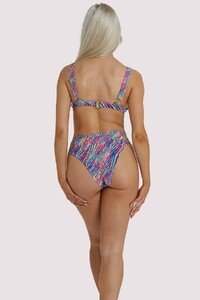 wolf-whistle-swimwear-wolf-whistle-emery-triangle-bikini-top-16321869643824_2000x.jpg