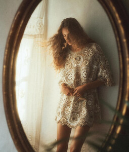 wsj-04-2020_felice_by_lachlan-bailey2.thumb.jpg.b16e44b580ad60fc9c2512c9eefe311a.jpg