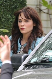 zooey-deschanel-heading-home-after-lunch-in-west-hollywood-04-14-2023-5.jpg