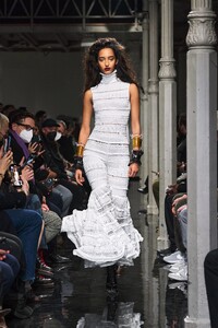 00003-Alaia-Fall-22-Paris-credit-brand.thumb.jpg.a85750ce1639004a9d5e4ae632de86f3.jpg