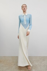 00017-St.John-PreFall-22-NewYork-credit-brand.thumb.jpg.c856ededd2316d241d8afb0c7042e201.jpg