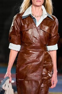 00021-bottega-veneta-spring-2023-ready-to-wear-details-credit-gorunway.jpg