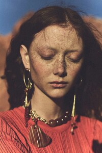 00028-UllaJohnson-Pre-Fall-22-NewYork-credit-AnnemariekeVanDrimmelen.thumb.jpg.81d4f278d33d470228f918676d79f1ff.jpg