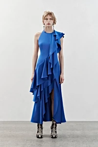 00035-alexander-mcqueen-pre-fall-2023-credit-brand.thumb.webp.975eff355cbcae1b077723f01f4aa7bf.webp