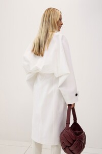 00042-bottega-veneta-resort-2023-credit-brand.jpg