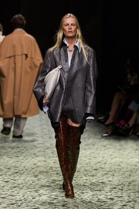 00052-bottega-veneta-fall-2023-ready-to-wear-credit-gorunway.jpg