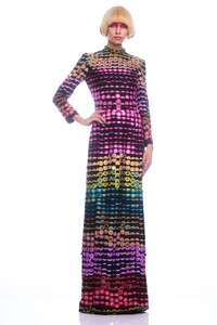 00079-Moschino-Pre-Fall-22-credit-Marcus-Mam-courtesy-of-Moschino.thumb.jpg.54452170ee34a395cafd47c78814e609.jpg