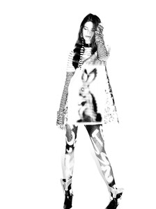 10-Document-Journal-FW15-Lexi-Boling-by-Willy-Vanderperre.thumb.jpg.6d1e2db0dd918771e85adbc73fa28368.jpg