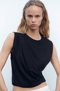 1044154800_2_1_1.jpg