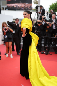 1120546899_IndianaJonesAndTheDialOfDestinyRedCarpet-The76thAnnualCannesFilmFestival65.png