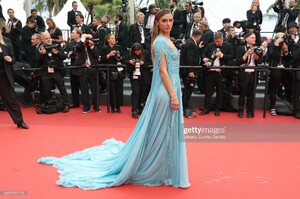 1177082156_CarmellaRose-CannesFilmFestival2023_05.18IndianaJonesTheDialofDestinyRedCarpetgettyimages-1491322170-2048x2048.thumb.jpg.3a6a8337b83ae4e3dc7f14e9fc7a32a9.jpg