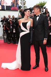 1234440590_MonsterRedCarpet-The76thAnnualCannesFilmFestival13.png