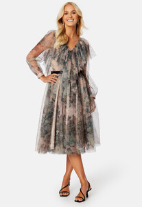 ida-sjöstedt-venice-dress-disku-peach-floral_1.jpg