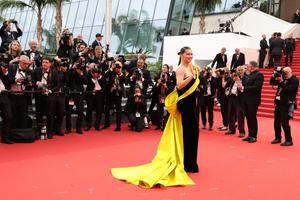 1387311833_IndianaJonesAndTheDialOfDestinyRedCarpet-The76thAnnualCannesFilmFestival140.png