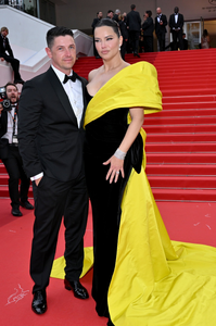 1411986966_IndianaJonesAndTheDialOfDestinyRedCarpet-The76thAnnualCannesFilmFestival125.png