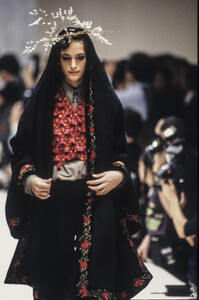 1433769474_Callaghan1990WomenRTW51.thumb.jpg.40b9a73c185720a4825901a5693aaf6c.jpg