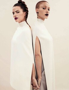 1464456513_VogueSpainApril2017-05.thumb.jpg.33b97762725e9a77626b7dad9aeeb6cd.jpg