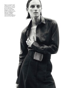 1477619523_vogue-paris-2013-septembre(dragged)91.thumb.jpg.01cc1fb0f23f90e74b53f330b1570b45.jpg