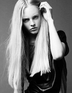 1563598424_oliviahamilton(34).thumb.jpg.acd34d620e8195df0a6e4b473878a3de.jpg