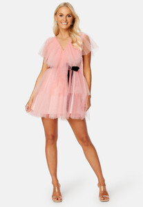 ida-sjöstedt-aurora-dress-pink_1.jpg