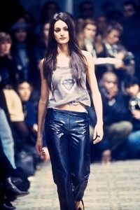 1684634811_HelmutLang1993WomenRTW35.thumb.jpg.25d18d71dcc723b9fe65c0fda0b896c1.jpg