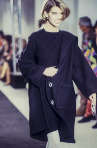 1808996123_Missoni1992WomenRTW36.thumb.jpg.3ddc2b8be2ff68643fe4bb078a35dfbb.jpg