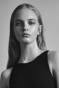 1845566215_oliviahamilton(32).thumb.jpg.3c0a6ed2b972a8f1b1f28a888d6cee91.jpg