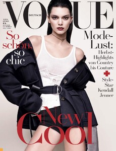 1867575921_Luigi__Iango_Vogue_Germany_October_2016_Cover.thumb.jpg.31ac08ec42085b0aee5eccebd5201c29.jpg